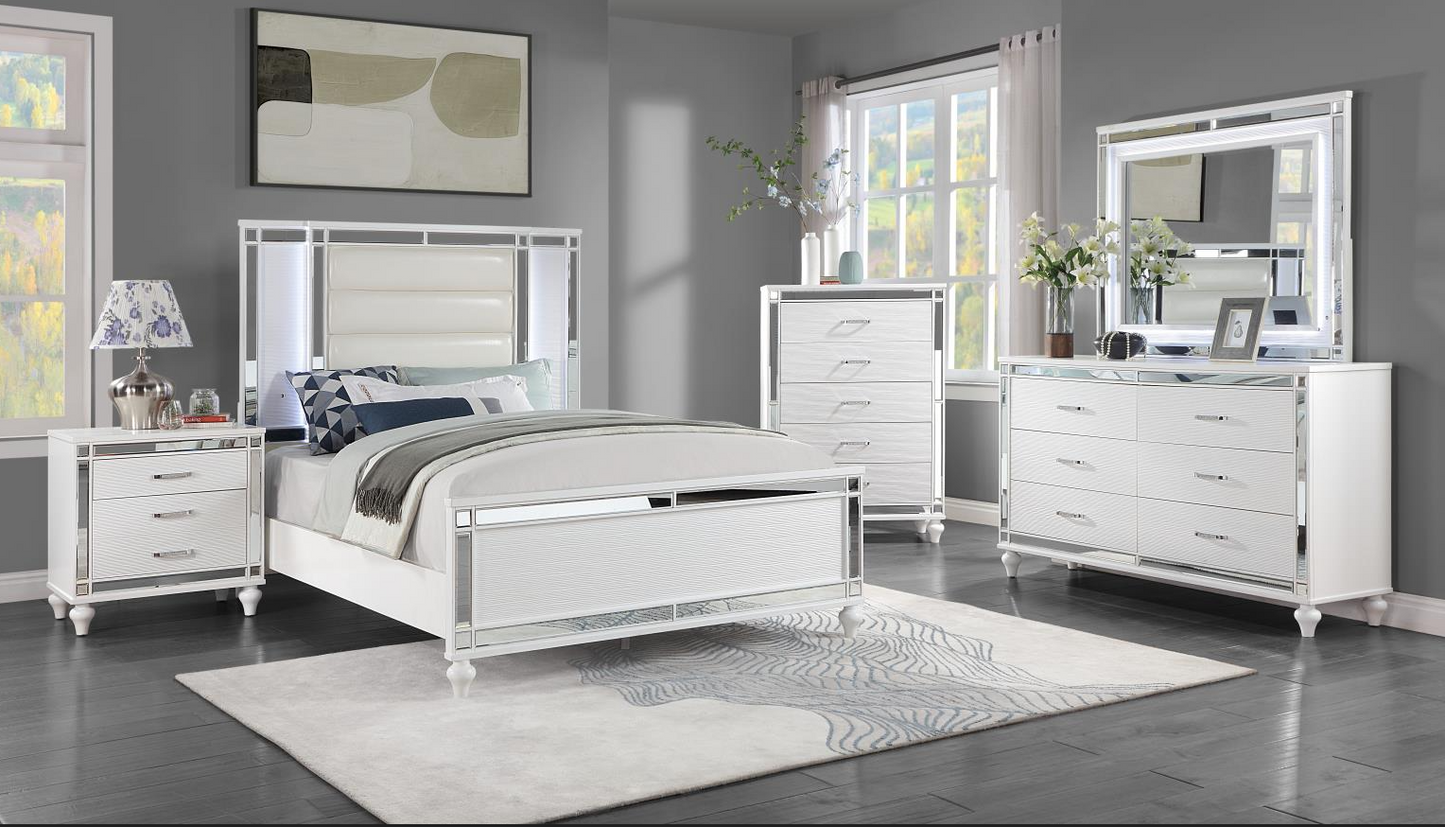 B224 DRESSER FLOOR MODEL