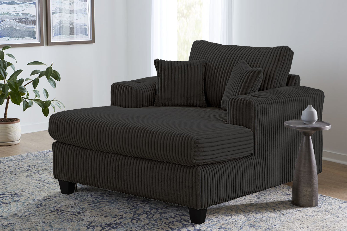 U10CH Mega Chaise w/ 2 Cup Holders