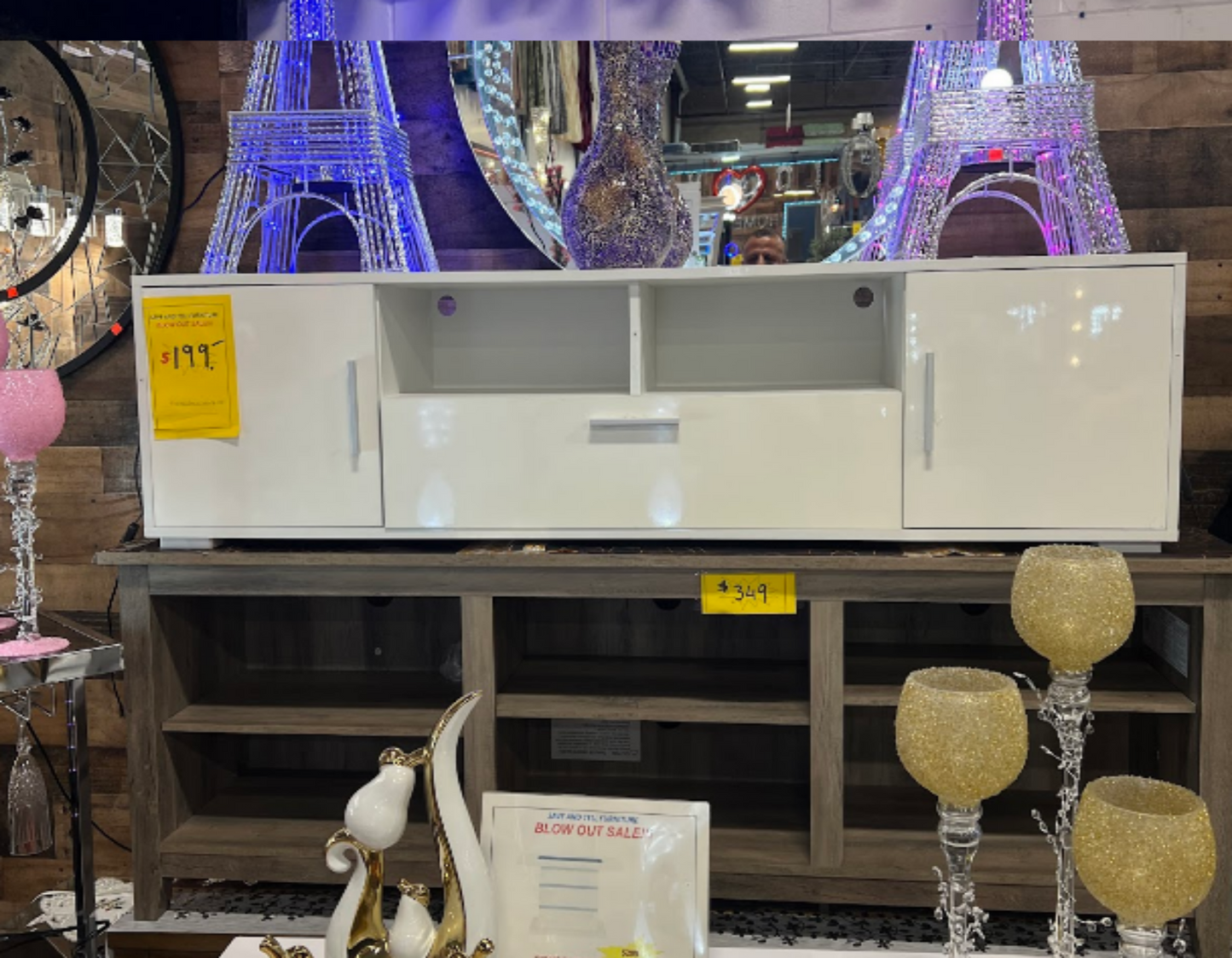 TV STAND TVSKZ1500W WHITE